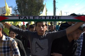 Demonstrators in Gaza supporting the UN bid for Palestinian statehood (photo by Patrick Keddie)
